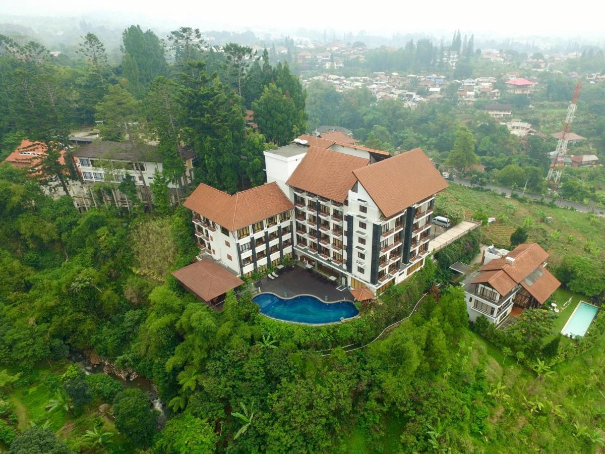 The Grand Hill Resort-Hotel Puncak Exterior foto