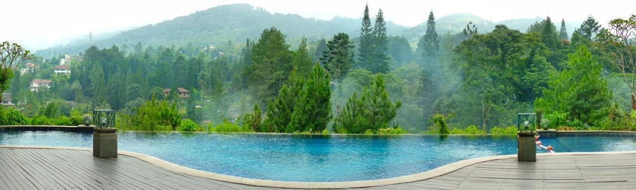The Grand Hill Resort-Hotel Puncak Exterior foto